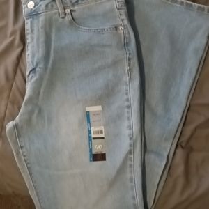 No Boundarie, Women bootcut jeans, light wash, size 15
